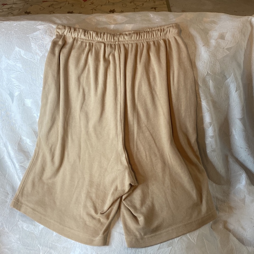 Women’s Tan Pull On Drawstring Bermuda Shorts - Picture 4 of 6